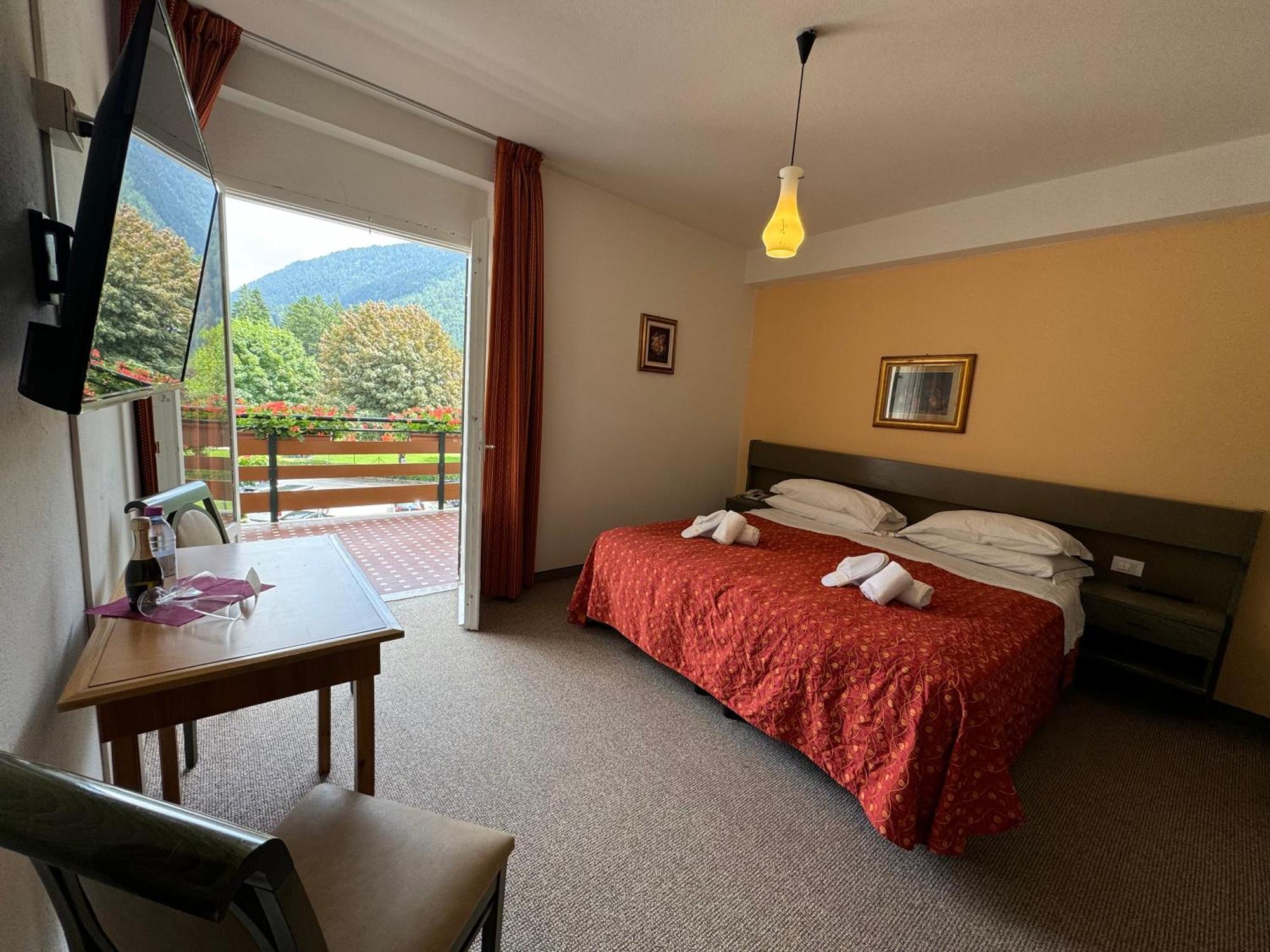 Garden Hotel Bellariva Molveno Værelse billede